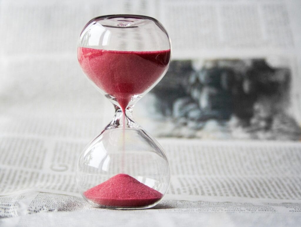 Time Management for Bloggers: Best Tips to Stay Productive in 2025